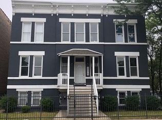 2200 W Jackson Blvd #1W, Chicago, IL 60612