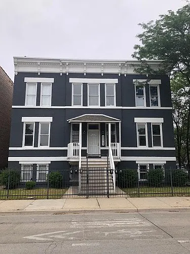2200 W Jackson Blvd #1W Photo 1