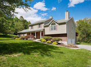 15 Red Hawk Hollow Rd, Wappingers Falls, NY 12590