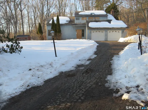 45 Toll Gate Road, Glastonbury, CT 06073