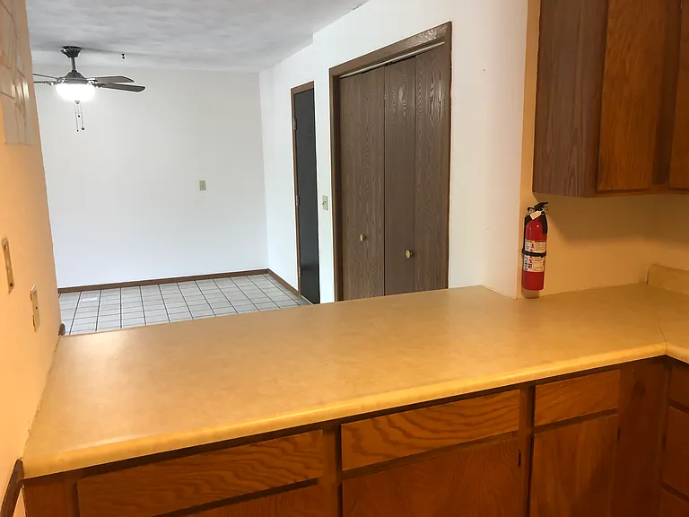 234 N Grove St #11 — Photo 7