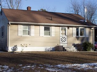 127 Vadnais St, Chicopee, MA 01020