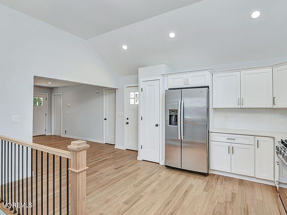 5th image of 769 Cliffwood Ave