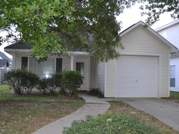 203 Southchase Ct, Fairhope, AL 36532