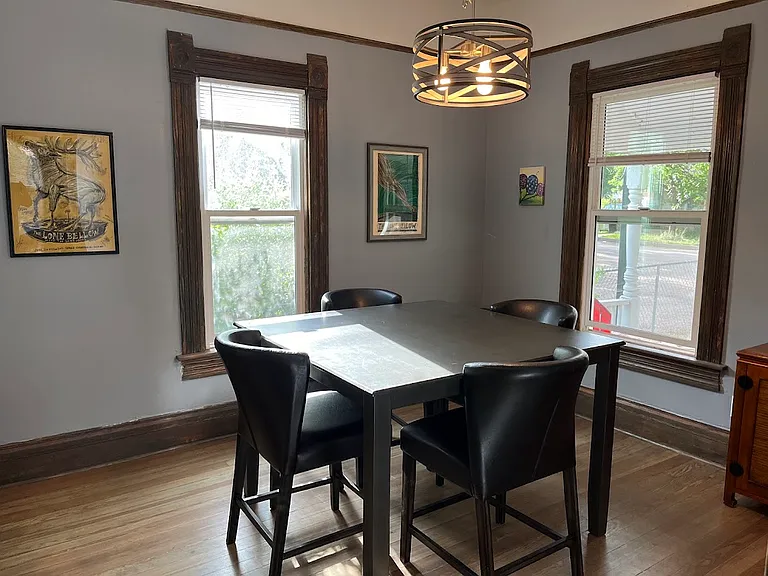 317 W Monument St — Photo 9