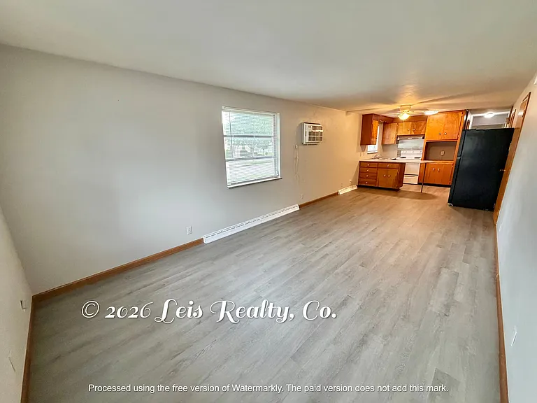 236 W 4th St #1 — Photo 2