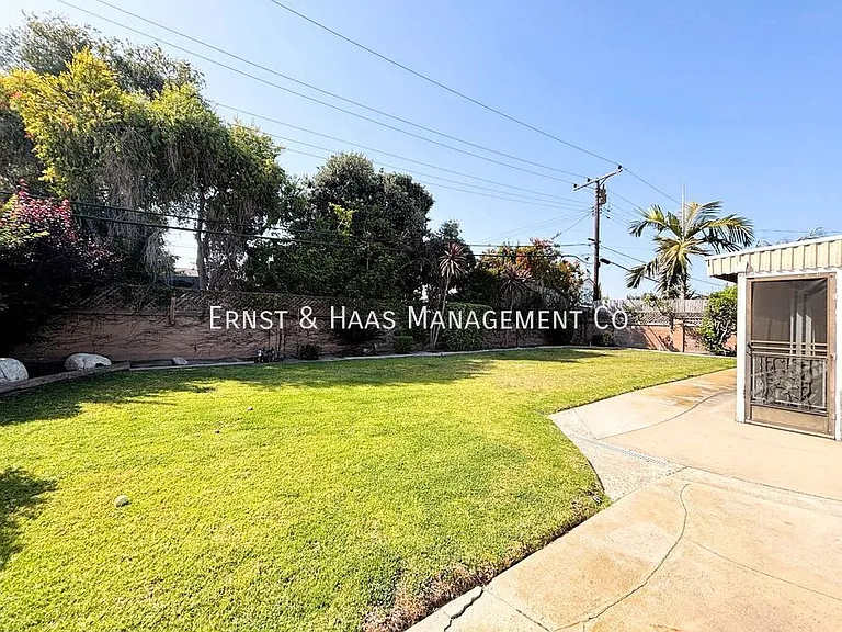 11381 Foster Rd — Photo 28