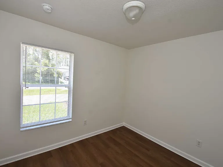 30 Eton Ln #B — Photo 30