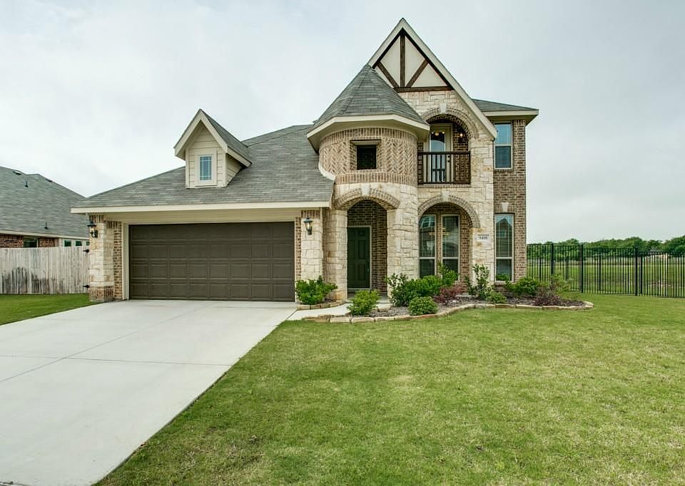 1st image of 9408 Cypress Lake Dr