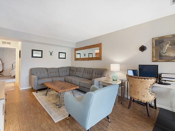 3rd image of 6340 Greenwood Pkwy APT 205