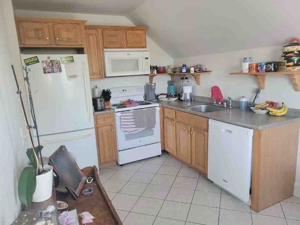 106 Osborne St APT 3