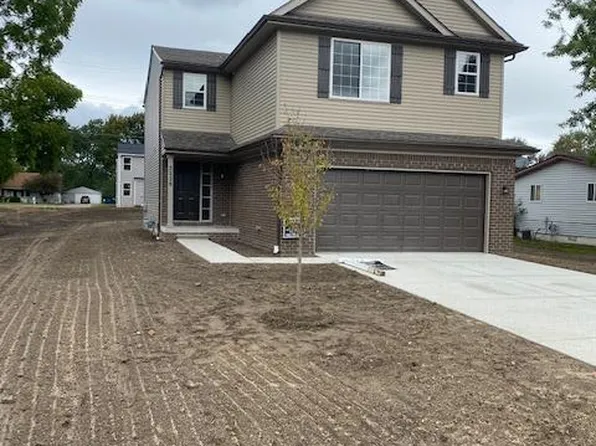 21600 Elmway Dr, Clinton Township, MI 48035