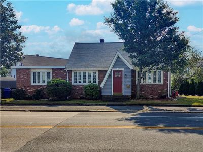 691 Cottage St, Pawtucket, RI, 02861