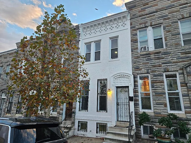 1122 Myrtle Ave — Photo 1