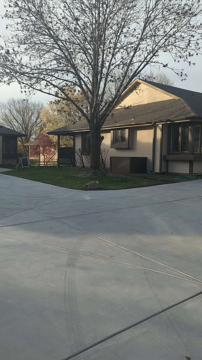 Building Photo - 12707 E Birchwood Dr