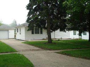 263 Ridge Ave, Crystal Lake, IL 60014