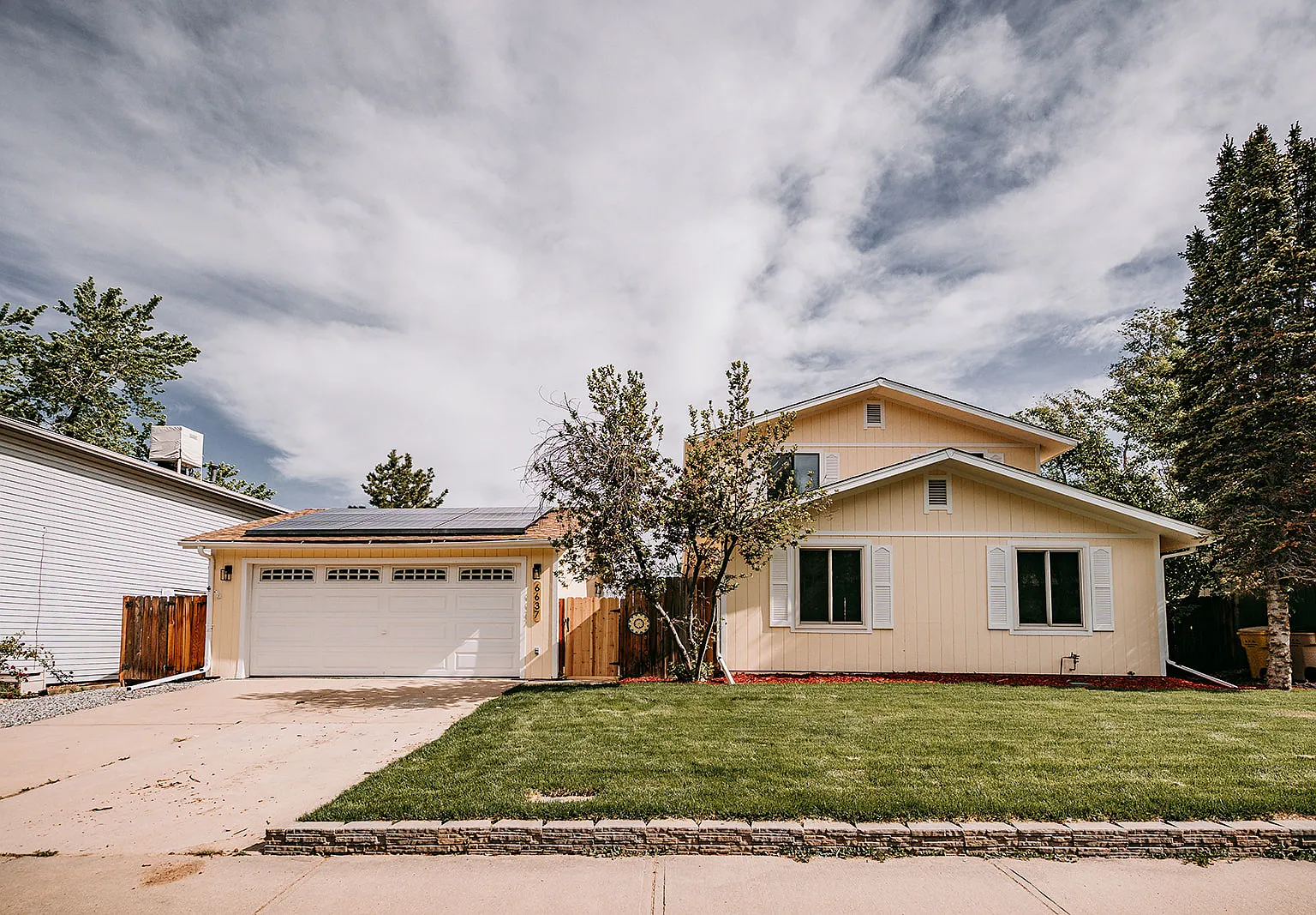 3 bed, 1656 sqft, $2,900 — Photo 1