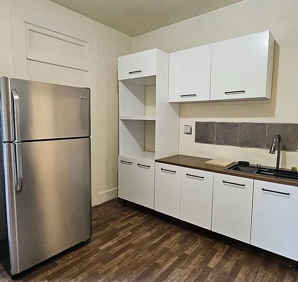 612 Arno St SE #1-4 — Photo 3