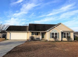 448 N Parker Church Rd, Raeford, NC 28376