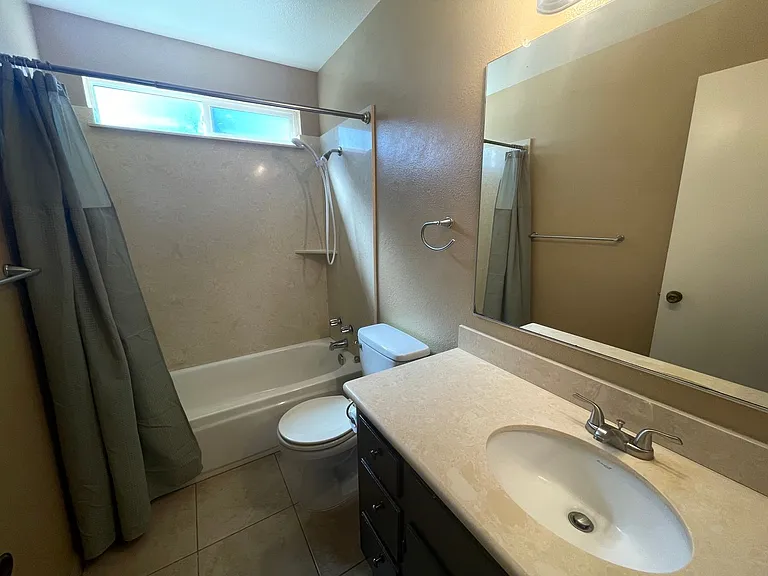 3233 Nightingale Dr — Photo 21
