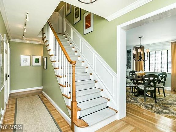 4th image of 5908 Meadowood Rd