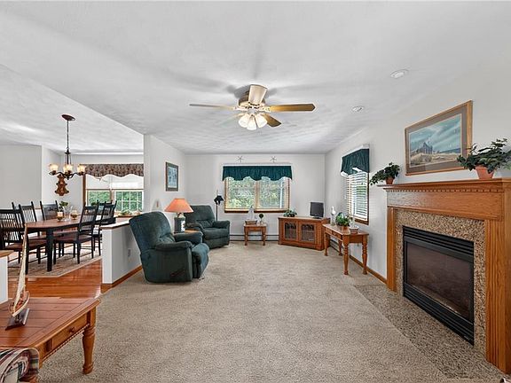 3rd image of 58 Brush Hill Rd