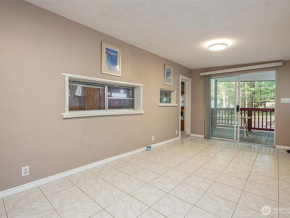 5th image of 98 3 Sunset Circle