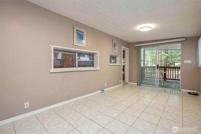 5th image of 98 3 Sunset Circle