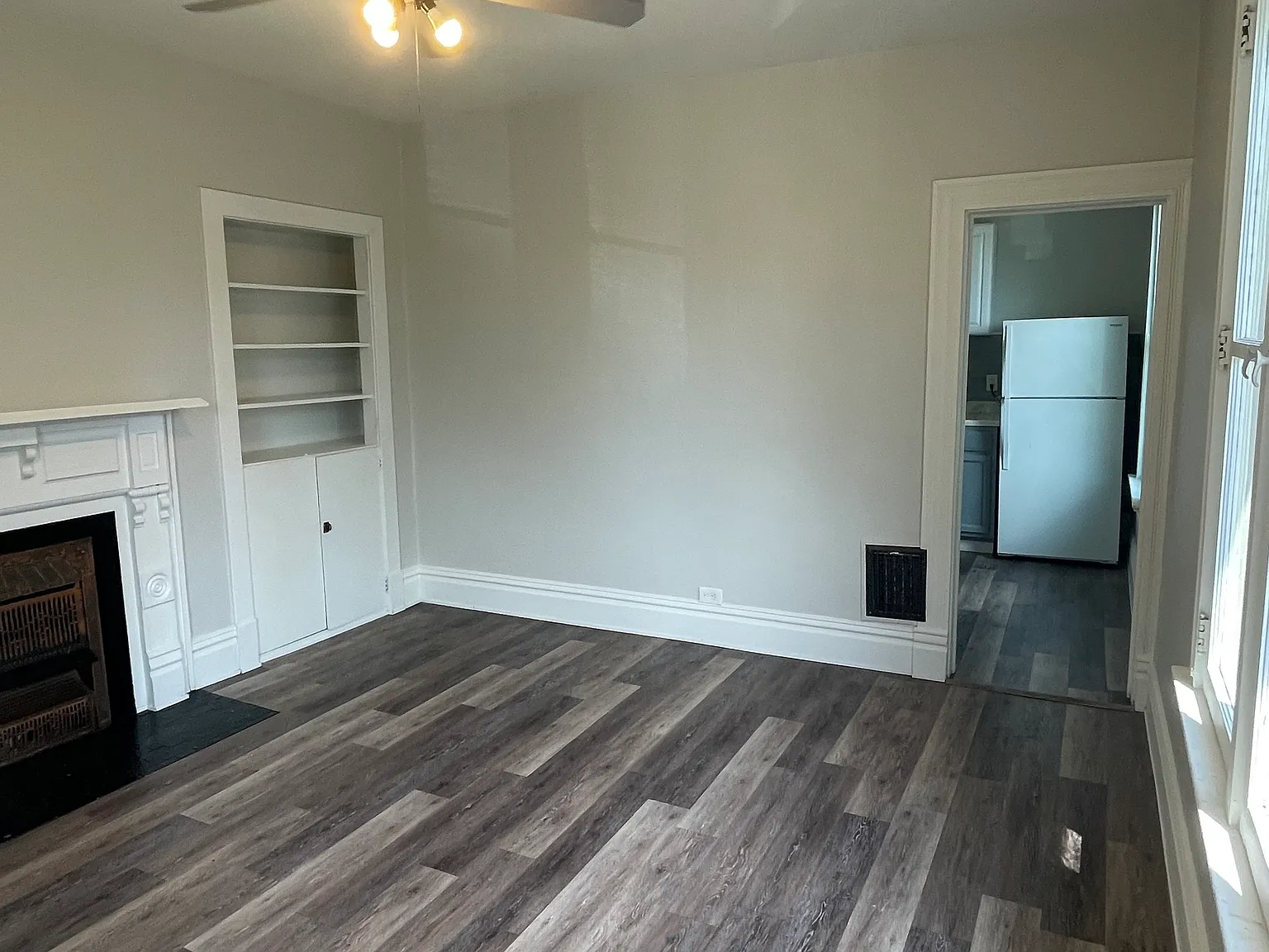 3 bed, $1,150 — Photo 3