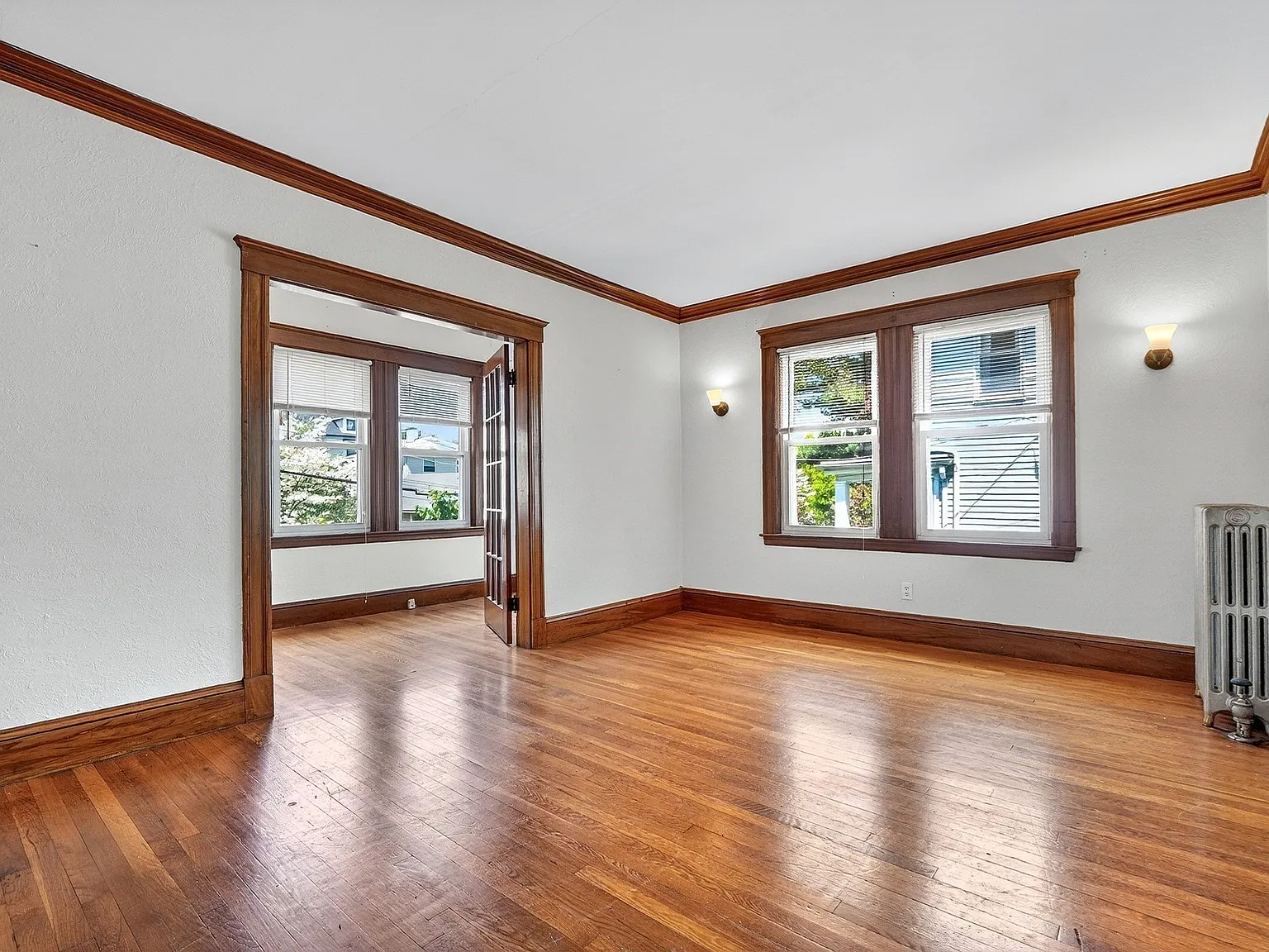 2 bed, 1.0 bath, 1200 sqft, $2,600 — Photo 4