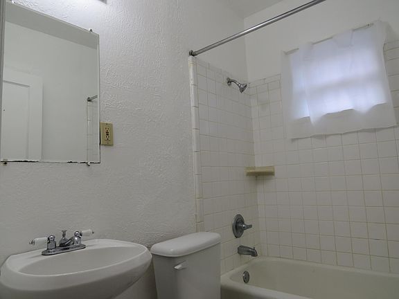 5th image of 4317 Leeland St #2