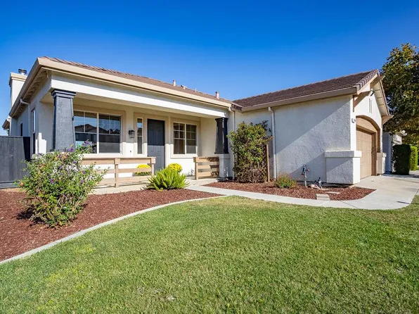 1514 Liberty Ct, Hollister, CA 95023