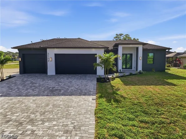 3113 NE Juanita Place Cpe, Coral, FL 33909