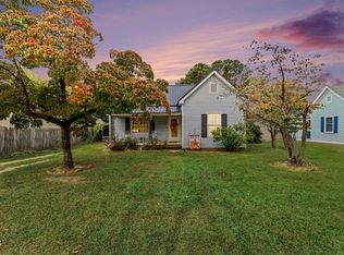 104 N 12th St, Erwin, NC 28339