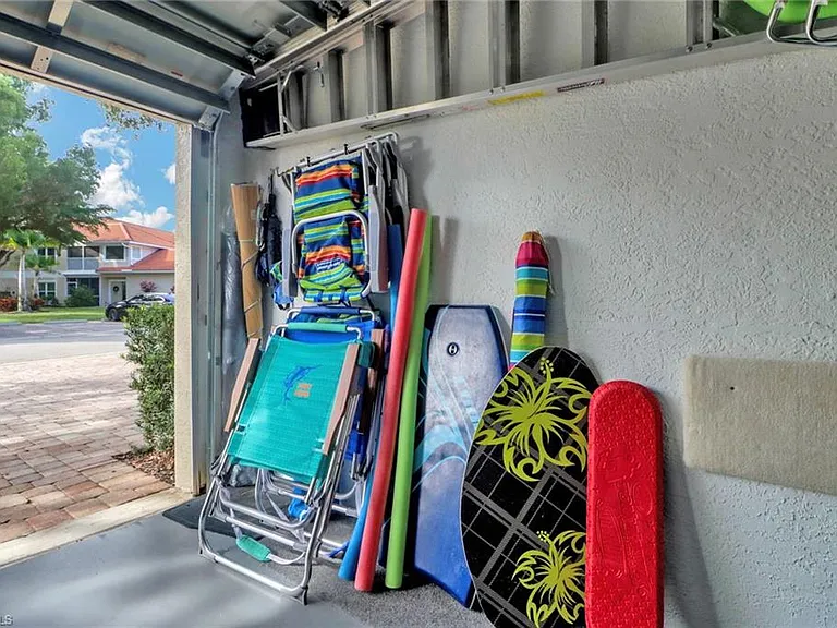 5325 Andover Dr #101 — Photo 23