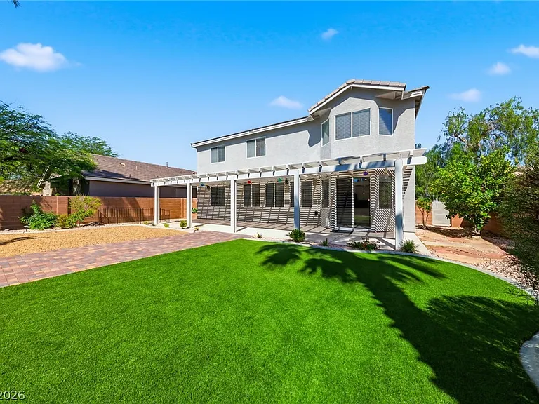 2551 Williamsburg St — Photo 2