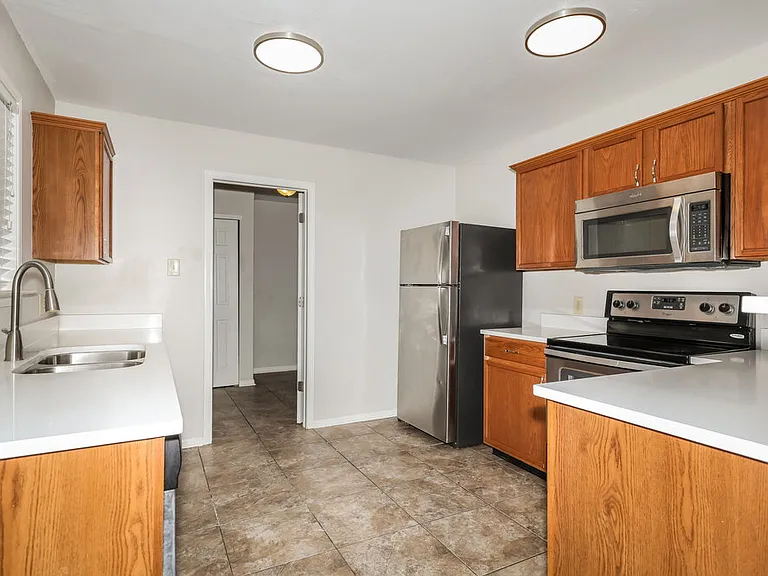 10936 Mansfield Way — Photo 8
