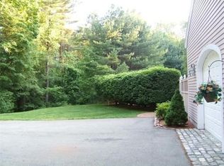 6 Wildwood Rd, North Reading, MA 01864