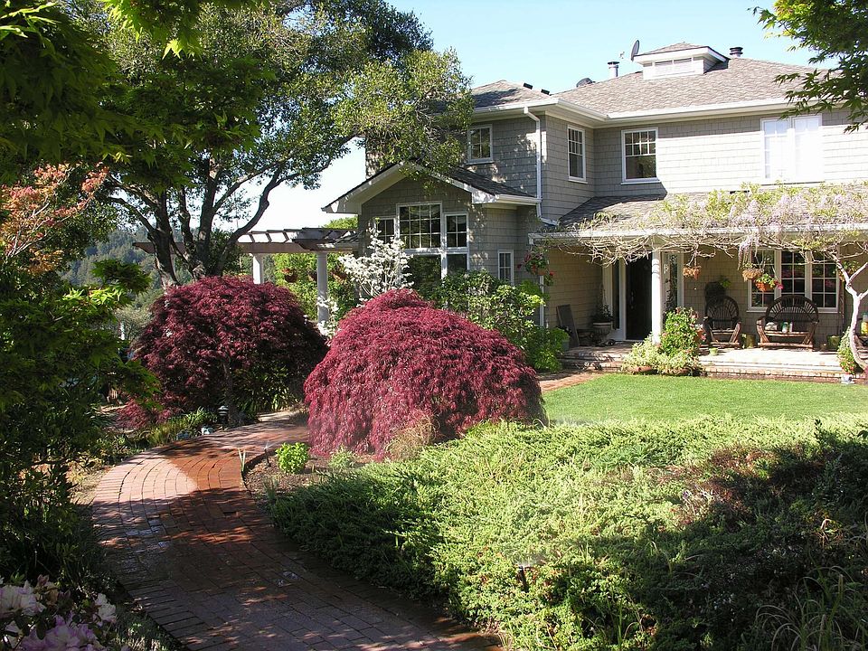 MAIN HOUSE 