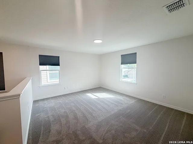 631 Anthem Ln — Photo 39