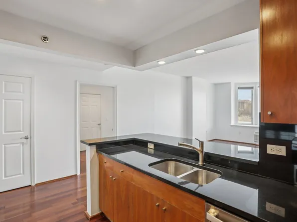 3110 City Place image 2 of 32