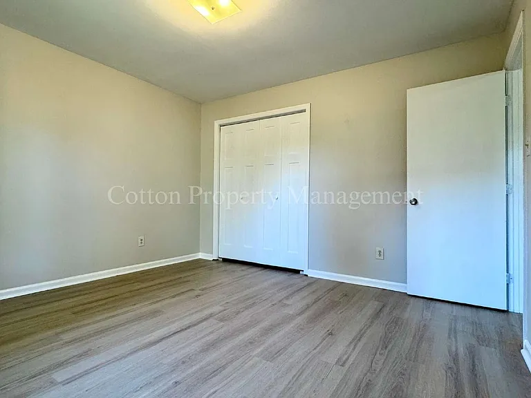 315 S Dudley St #13 — Photo 18