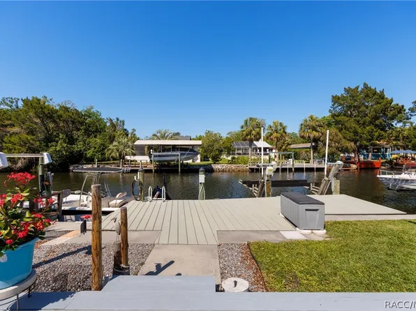 11491 W Riverhaven Dr, Homosassa, FL 34448