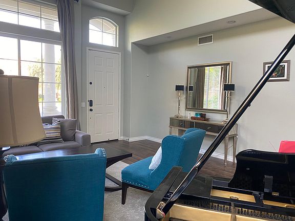 5th image of 2631 Miller Pl