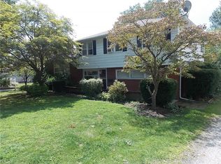 714 Highland Ave, Wadsworth, OH 44281