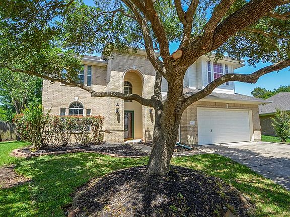3rd image of 3906 Nelva Park Dr