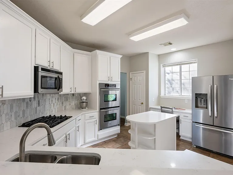 4435 Hunters Lodge Dr — Photo 19