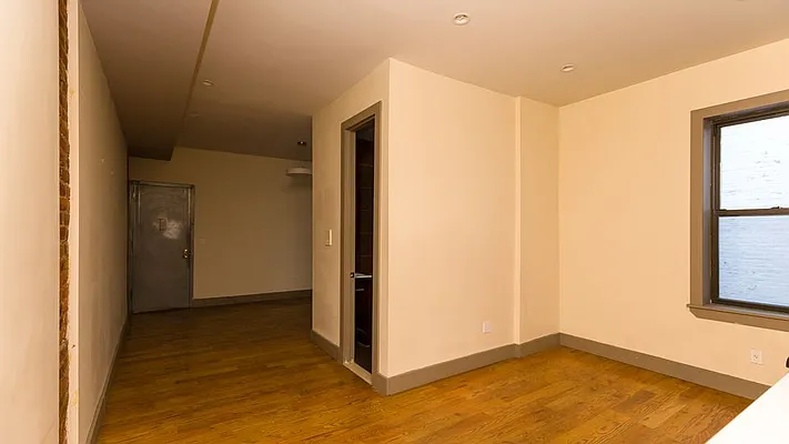 Rented by Nooklyn NYC LLC | media 28