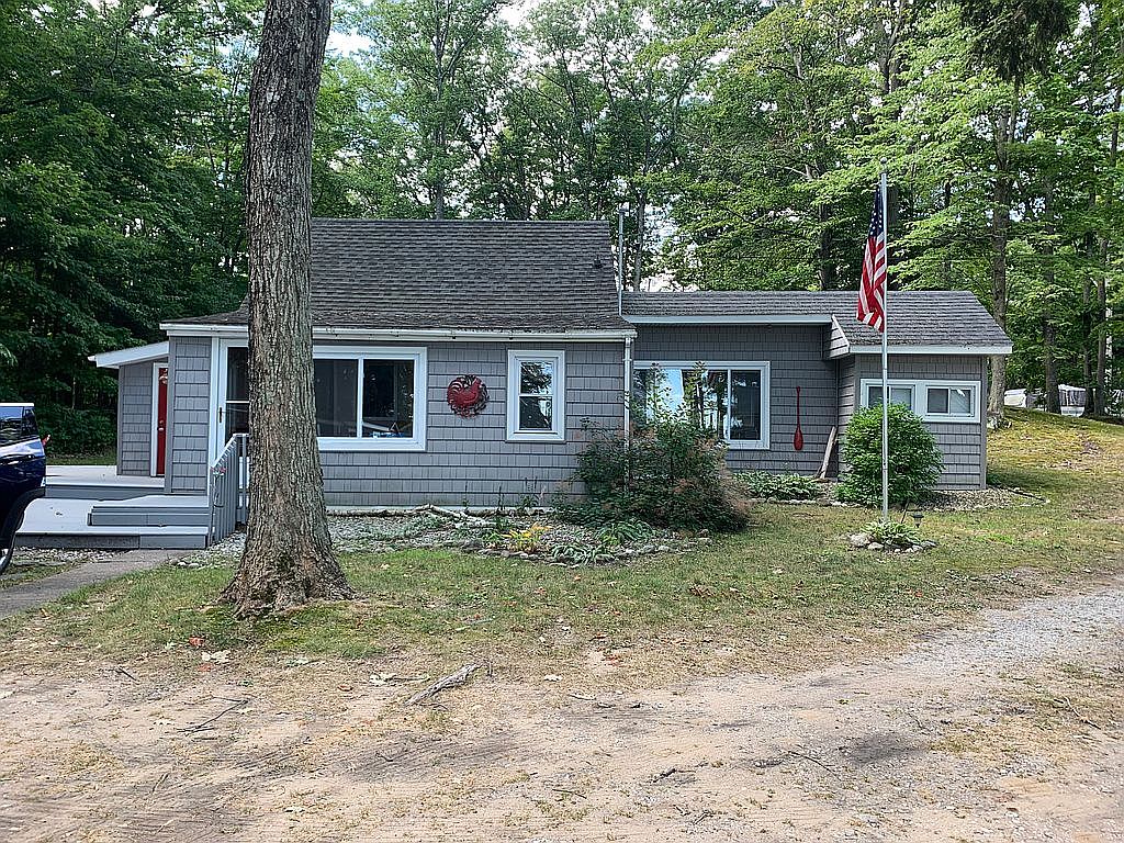 8120 Deadstream Rd, Honor, MI 49640 Zillow