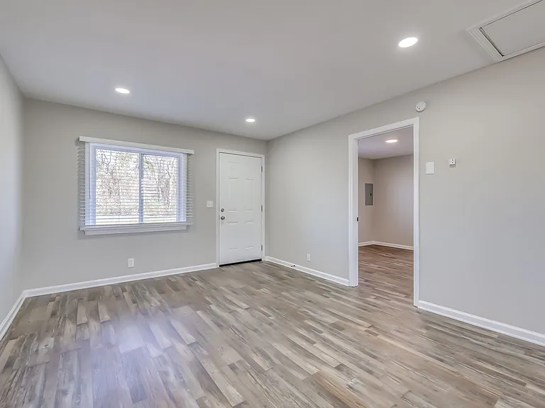 1014 Gunnerson Ave #FF — Photo 13